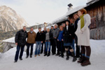 Pressetag im Kaunertal. (v.l.n.r.) Johannes Köck, Bgm. Josef Raich, Thomas Fuchs, Helmut Grasser, Sabrina Reiter, Andreas Prochaska, David Slama, Barbara Weber, Philipp Rudig, Julia Rosa Stöckl, Helmuth A. Häusler, Martin Loos, Anna Rot